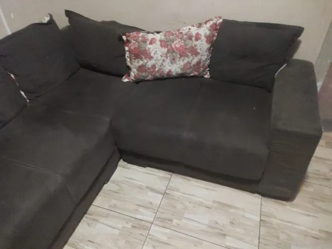 Vendo um sofá de canto