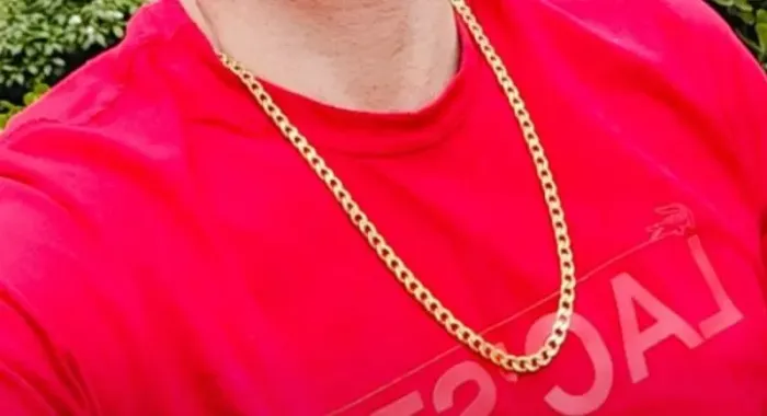 Cordão banhado a ouro