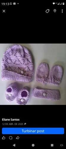 Touca, sapato e luva em tricô pra bebe