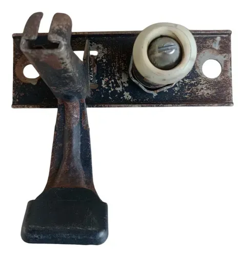 Fechadura Capô Fiat Strada 2001 