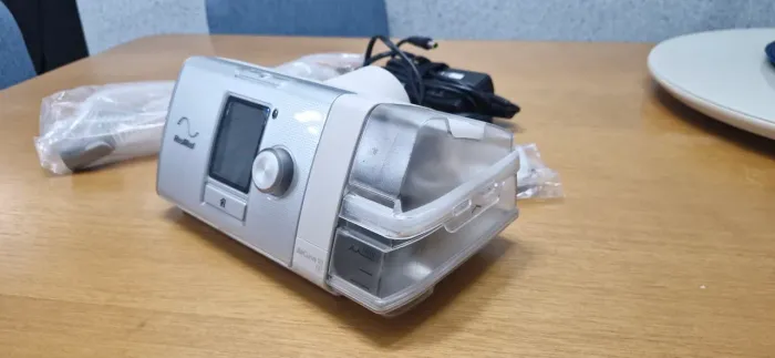 CPAP/BiPAP ResMed AirCurve 10 + Umidificador - Completo