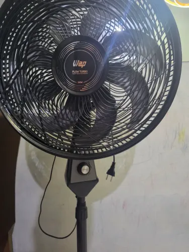 Ventilador de Coluna Wap Flow Turbo 170W