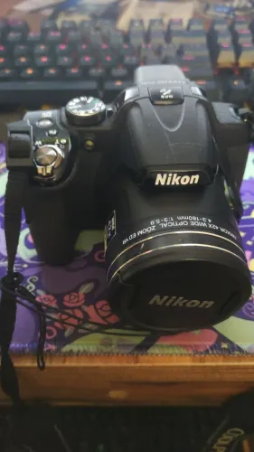 Nikon coolpix p520 leia descrição 