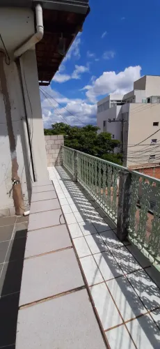 CASA DE UM QUARTO PODENDO TRANS.EM 02 - DIRETO COM O PROPRIETÁRIO