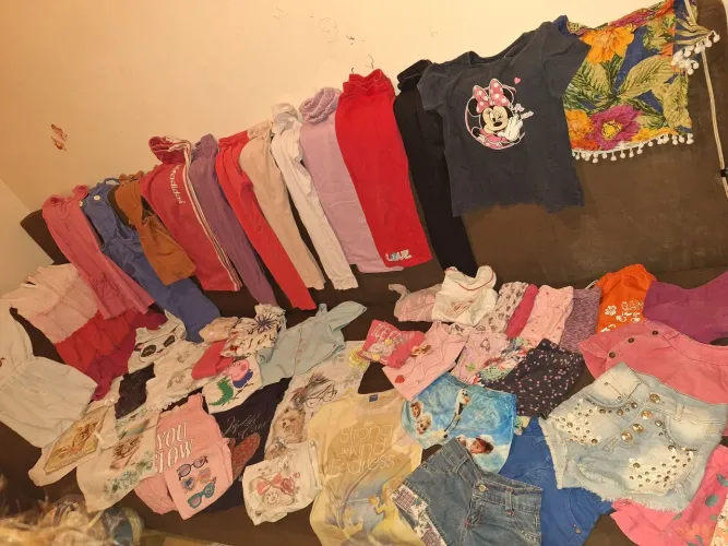 Lote de roupas de meninas tamanho 8 anos