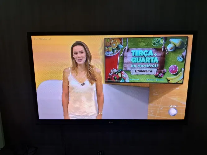 TV LG 50" Não é Smart