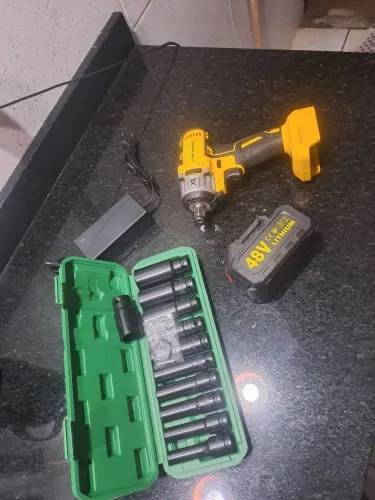 Vendo kit de parafusadeira