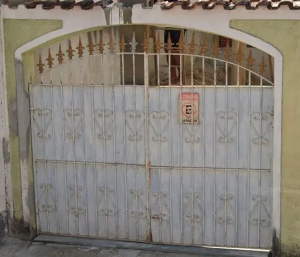 Portão para garagem, Portão social e carteiro, já se encontra desinstalado para retirada.