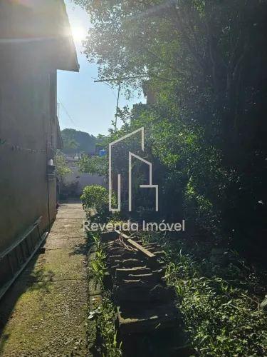 Casa à venda na Vila Caiúba com 213m² 3 dormitórios 1 suíte 4 banheiros 4 vagas