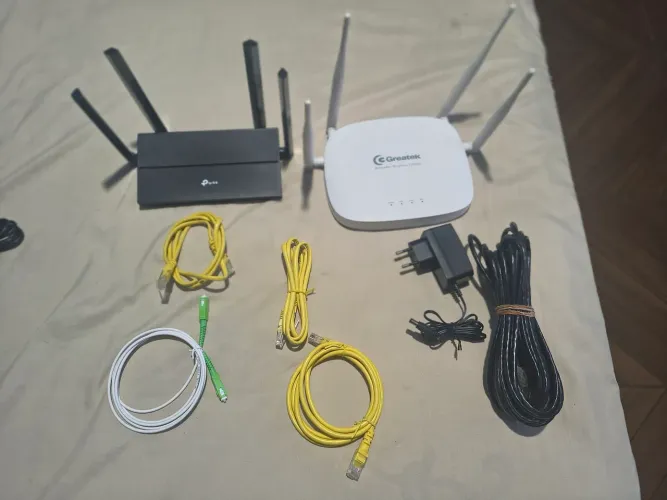 Kit com 2 Roteadores Wi-Fi - Greatek AC1200 + TP-Link/Aginet Wi-Fi 6 AX1500