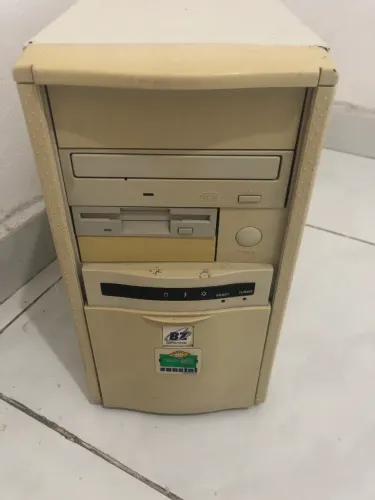 Vendo CPU Relíquia Win98