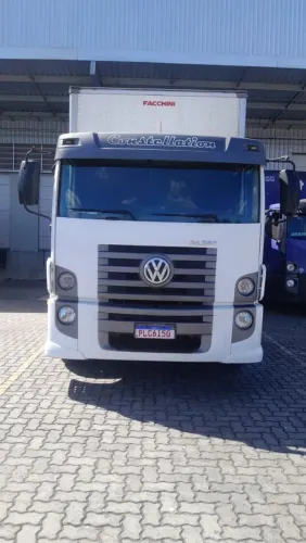 Caminhão wolqswagem