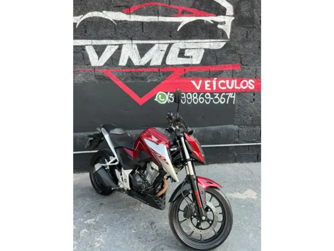 Honda Cb 300f twister abs 2026