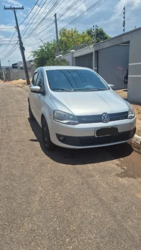 Volkswagen Fox Bluemotion 1.6 MI Total Flex 5P. 2013