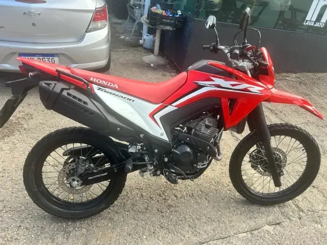 Honda XR Tornado 300