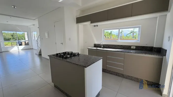 Casa com 3 dormitórios para alugar, 138 m² - Ribeirão da Ilha - Florianópolis/SC