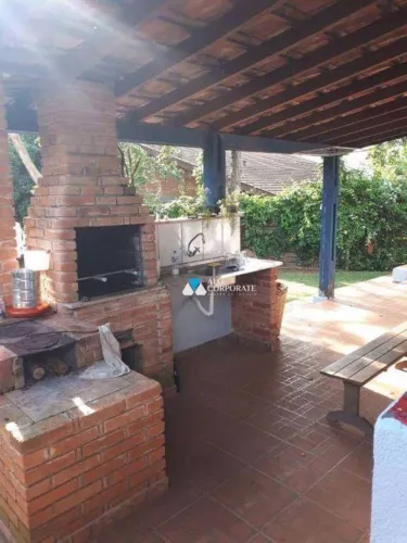 Chácara à Venda R$ 700.000,00 | 1.000 m² de Terreno com Piscina, Rancho e Ampla Área Cons