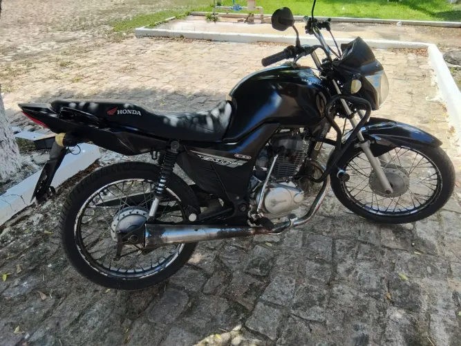 Moto em perfeito estado