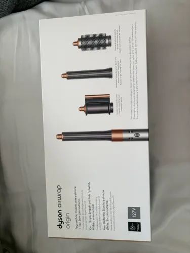 Dyson completo na caixa