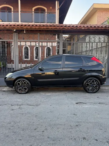 Ford Focus 1.6 S/se/se Plus Flex 8v/16v 5P 2005