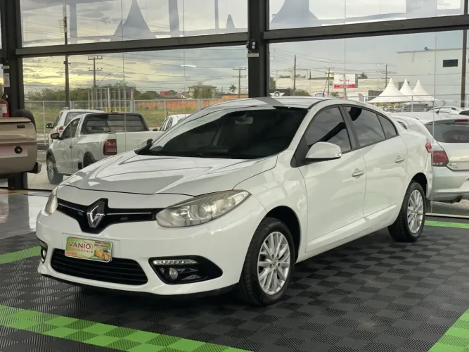 Renault Fluence Sed. Dynamique 2.0 16V Flex Aut. 2016