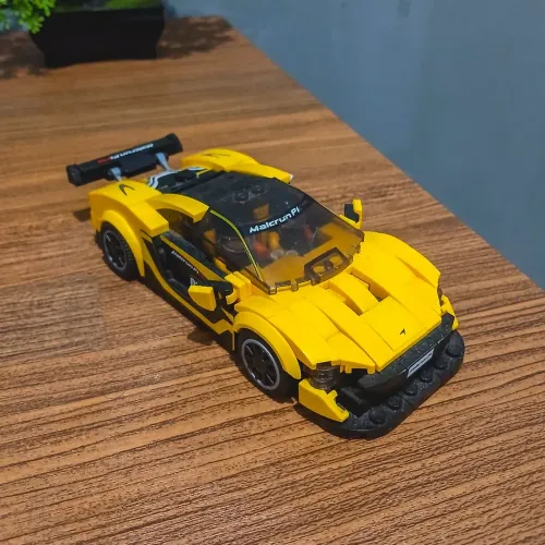 Carro de Montar Esportivo McLaren P1