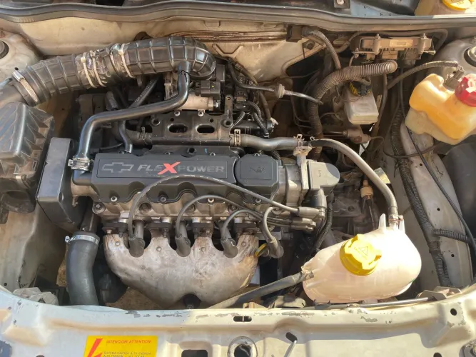 Chevrolet Celta Life/ LS 1.0 MPFI 8V Flexpower 5P 2010