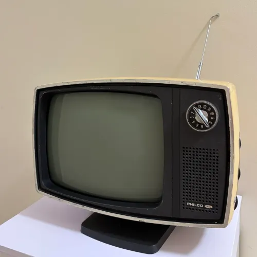 TV Philco Ford B265-2M 20 Vintage Anos 70 Retrô Antiga Decoração