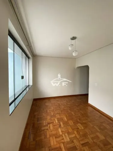 Casa com 3 dormitórios para alugar, 178 m² por R$ 3.000,00/mês - Centro - Guaratinguetá/SP