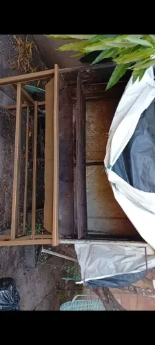 Churrasqueira grande de 1,80mts por 90cmt por 700 em ótimo estado pouca usada pra vc