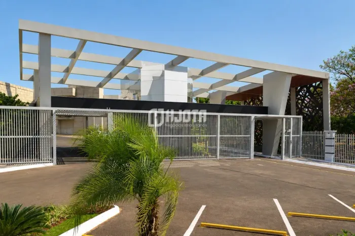 Terreno em condomínio D Itália com 450 m² em Bady