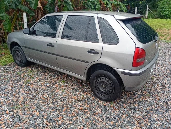 Volkswagen Gol Geração III Highway 1.0 MI 16V Gasolina Mec. 4P 2002