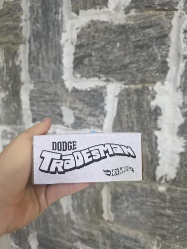 HOTWHEELS RLC DODGE VAN TRADEAMAN