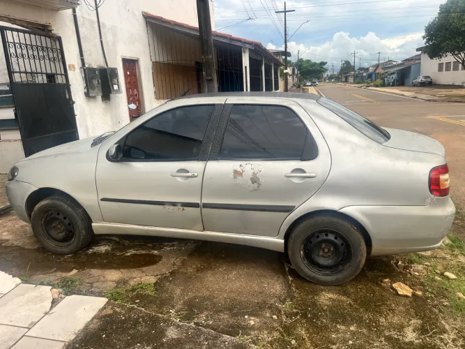 Vendo siena 2008/ 15 mil