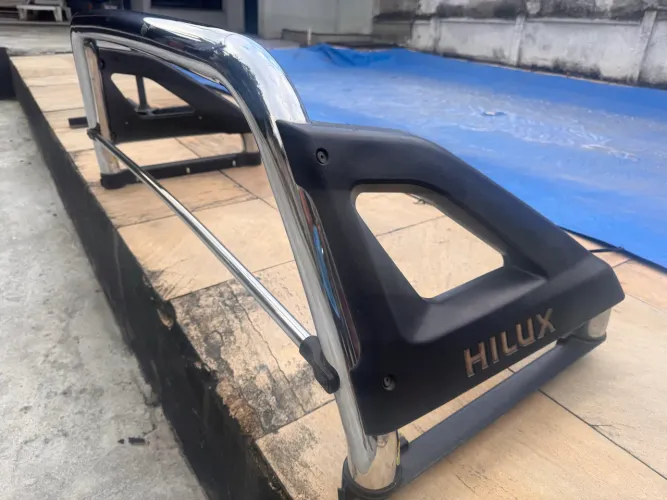 Santo Antônio Original Toyota Hilux 2016 a 2023 Cromado