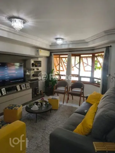 Casa à venda em Tristeza com 234 m², 3 quartos, 1 suíte, 3 vagas