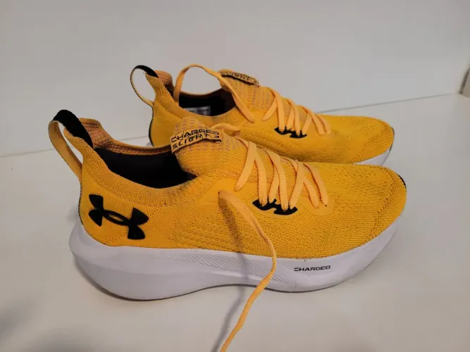 Tenis casual Under Armour 38