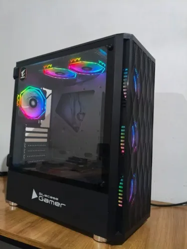 Gabinete Gamer 6 fans 120mm com controladora