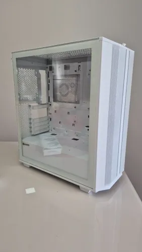 Gabinete Tower Gamemax Branco
