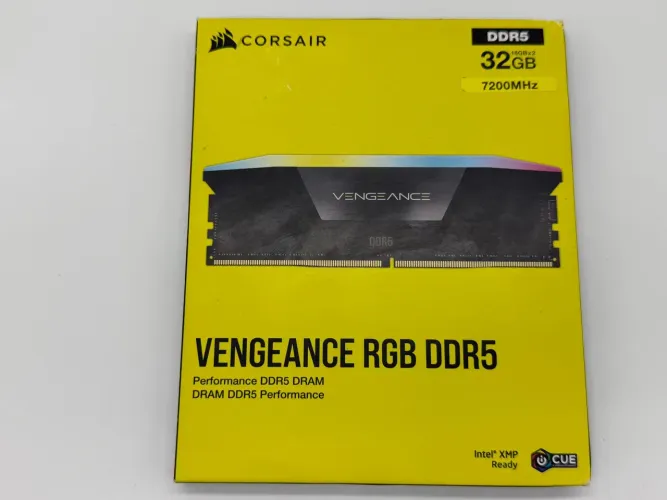 Kit 32gb 2x16gb RGB Corsair 7200mhz cl34