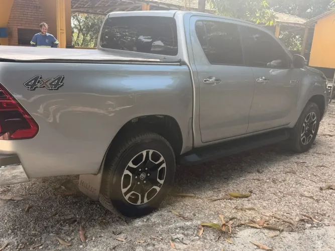 Toyota Hilux CD SRV 4X4 2.8 TDI Diesel Aut. 2024