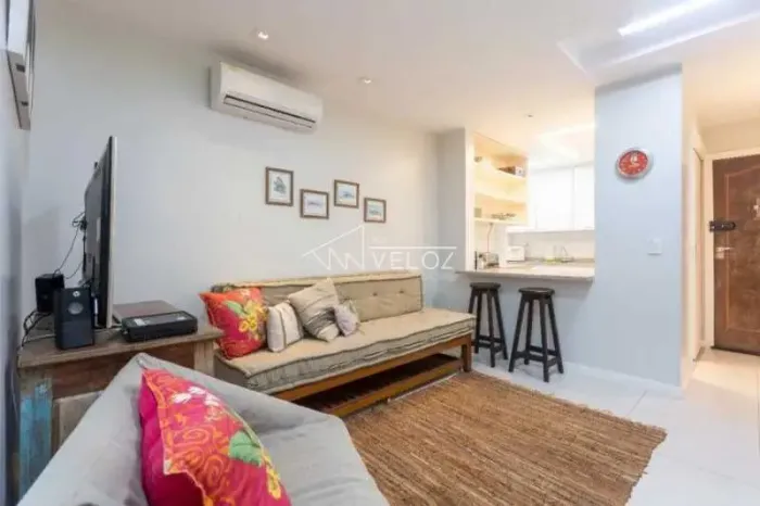 Apartamento : Térreo / Residencial / Leblon