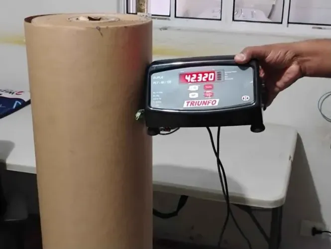 Bobina de Papel para Moldes de Confecção