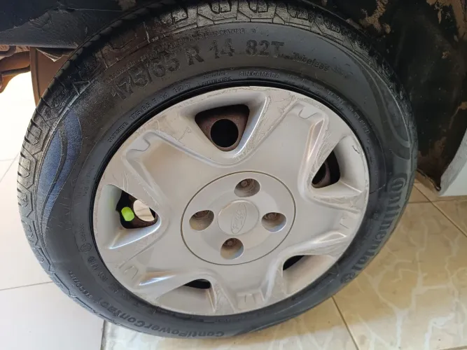 Troco Pneus Aro 14 175 /65 Por R14 175/75