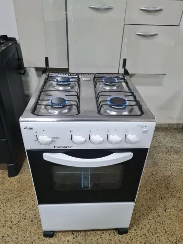 Fogão 4 bocas acendimento automático R$430 Reais
