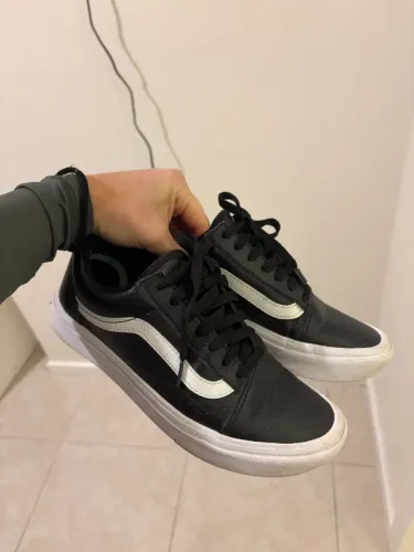 tenis vans couro tamanho 35