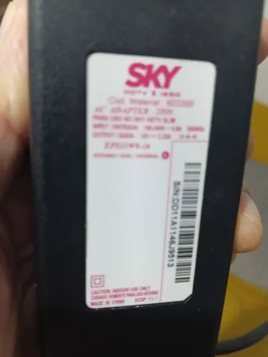 Vende-se essa fonte nova 12 volts