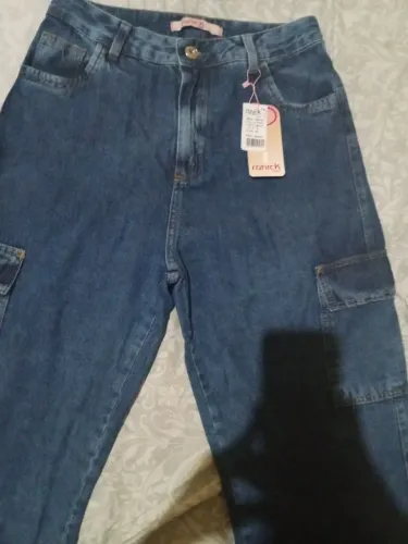 Calça cargo jeans feminina ranick tam 42, nova com etiqueta .