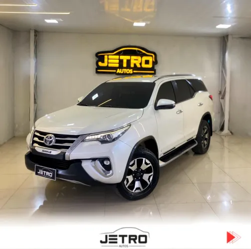 Toyota Hilux SW4 SRX 4X4 2.8 TDI 16V Dies. Aut. 2020