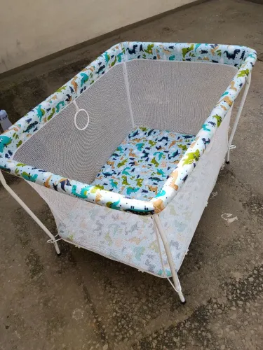 Chiqueirinho/cercadinho/ berço portátil 